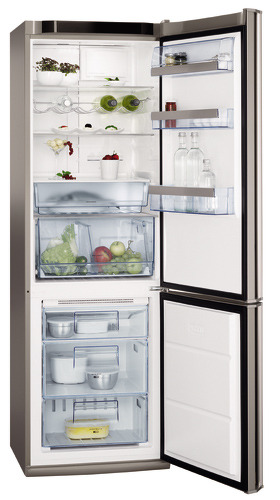 Холодильник AEG S58320CMM0