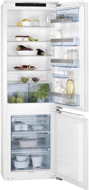 Холодильник AEG SCS91800F0